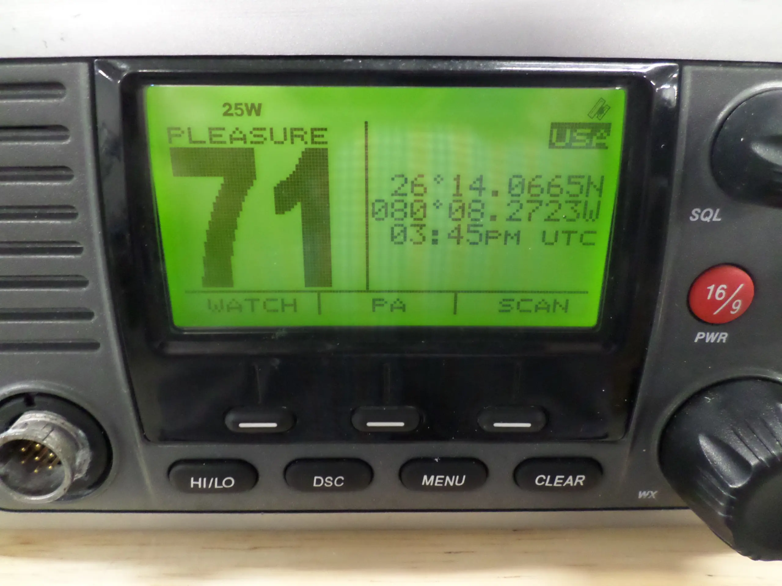 Garmin VHF 200 Marine DSC VHF Great Condition Transceiver Only