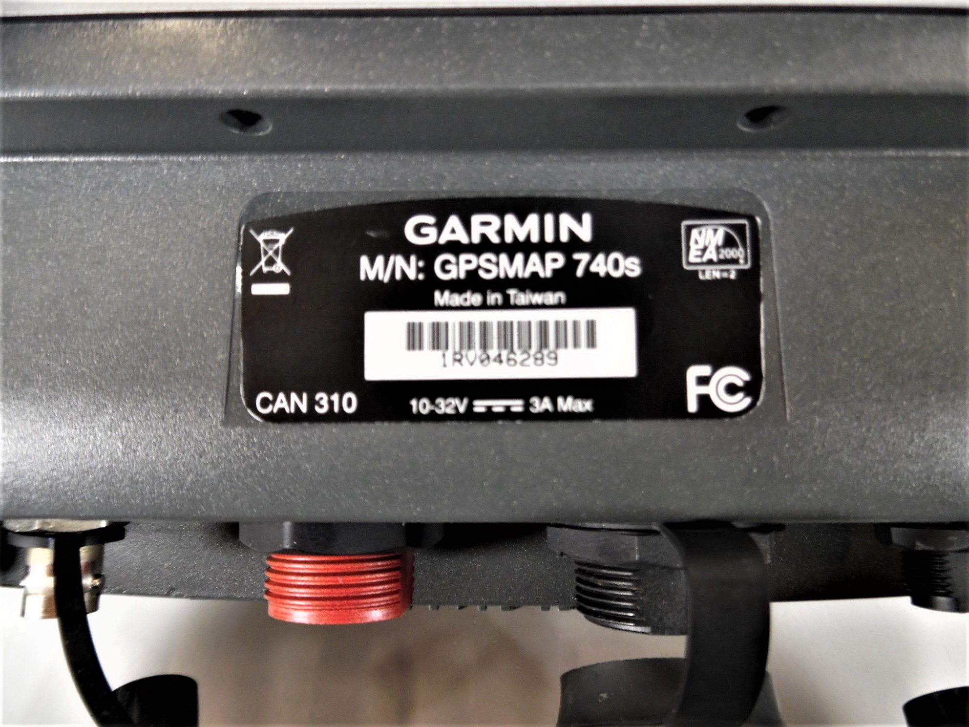 Garmin GPSMAP 740s 7" StandAlone Touchscreen Chartplotter w/Bracket