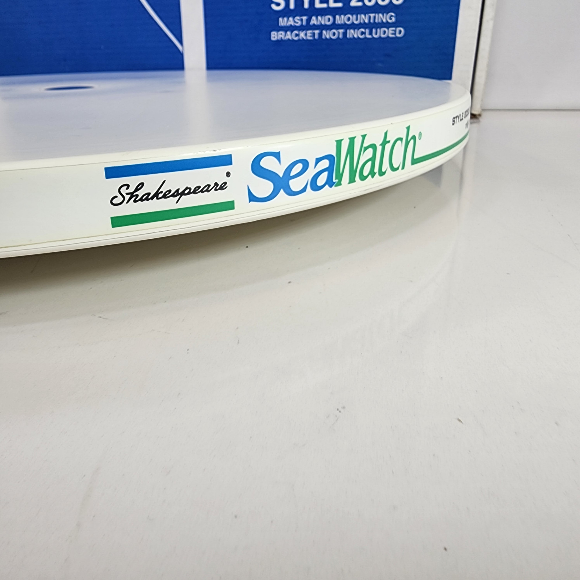 Shakespeare Style 2030GE SeaWatch Omnidirectional Marine TV Antenna System Max Marine Electronics