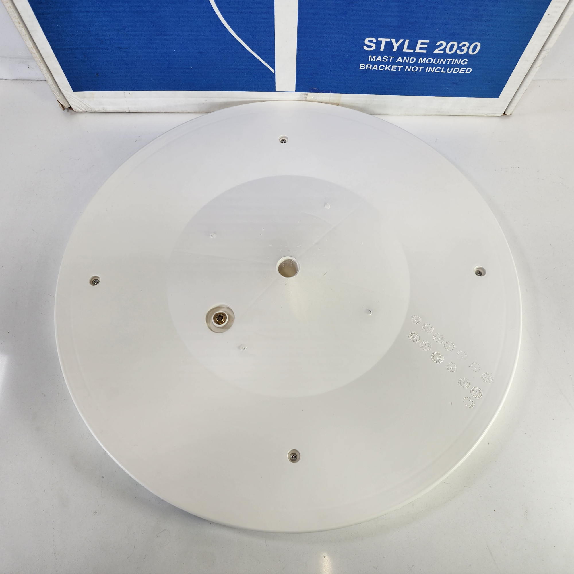 Shakespeare Style 2030GE SeaWatch Omnidirectional Marine TV Antenna