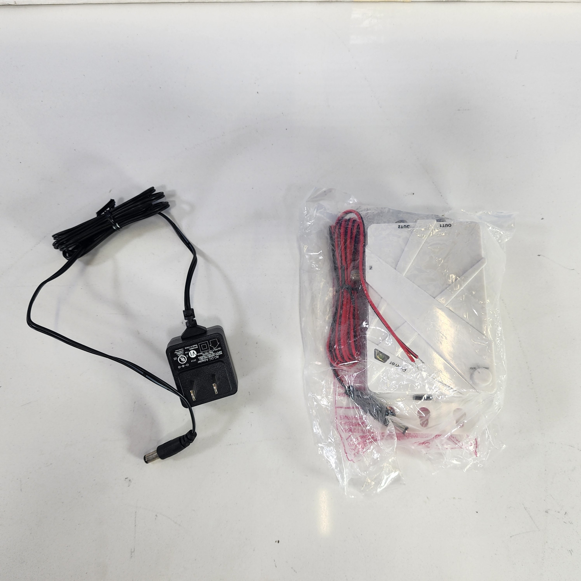 Shakespeare Style 2030GE SeaWatch Omnidirectional Marine TV Antenna