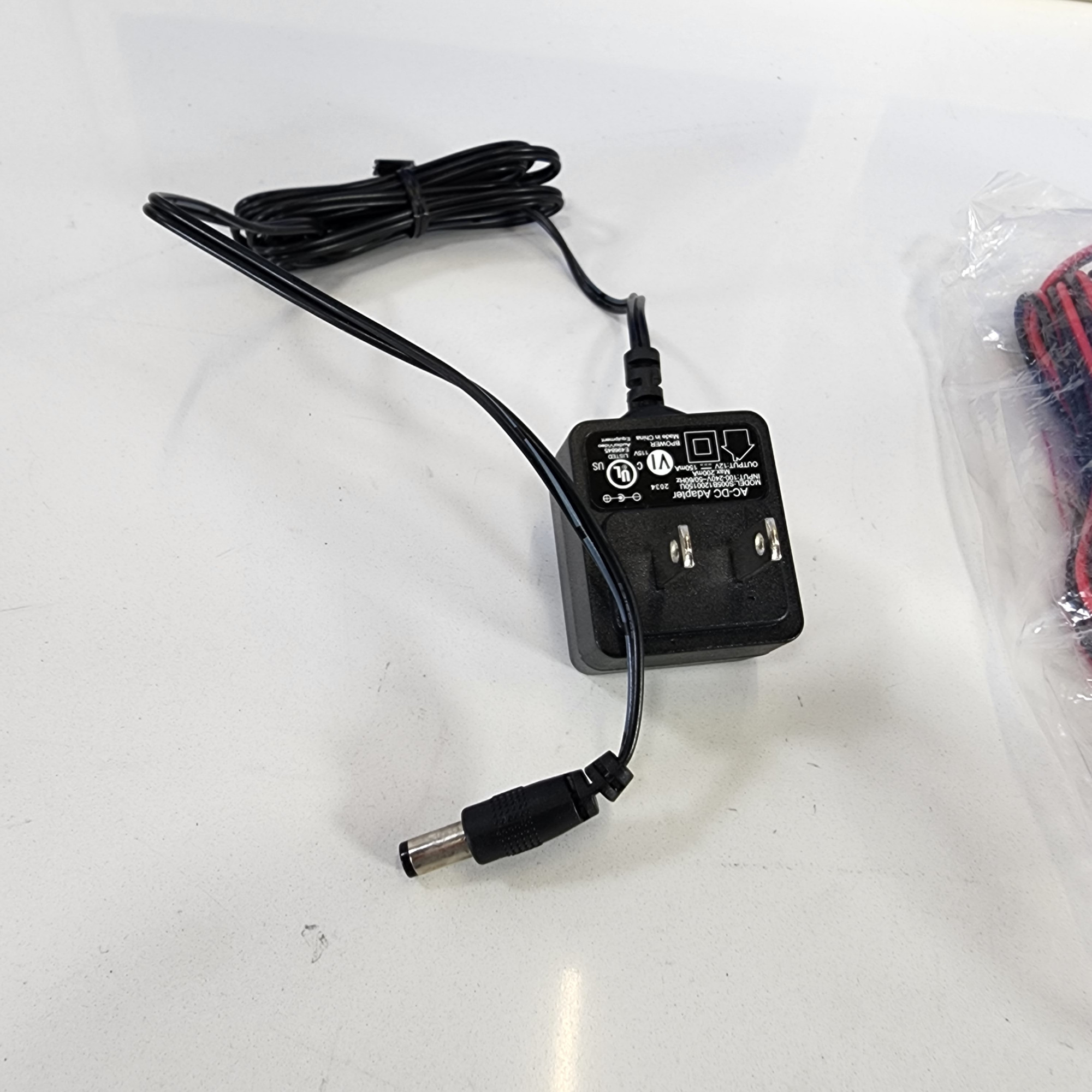 Shakespeare Style 2030GE SeaWatch Omnidirectional Marine TV Antenna