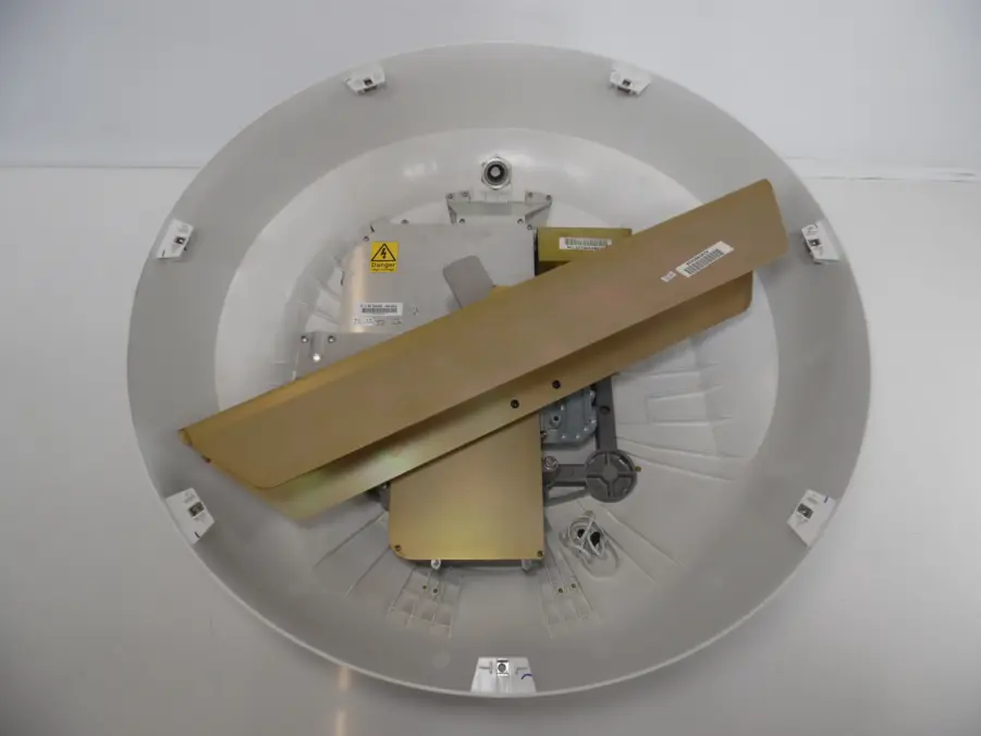 Raymarine RD424 4KW 24" Analog Radar Dome w/ 27' ft. Cable - E52067 Replaces M92652/S - *LOW HOURS* - Image 3