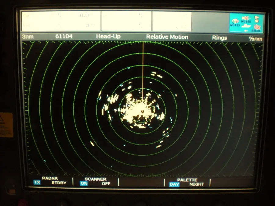Raymarine RD218 2KW 18" Analog Radar Dome ONLY ~ E52065 Replaces M92652/S ~LOW HOURS - Image 8