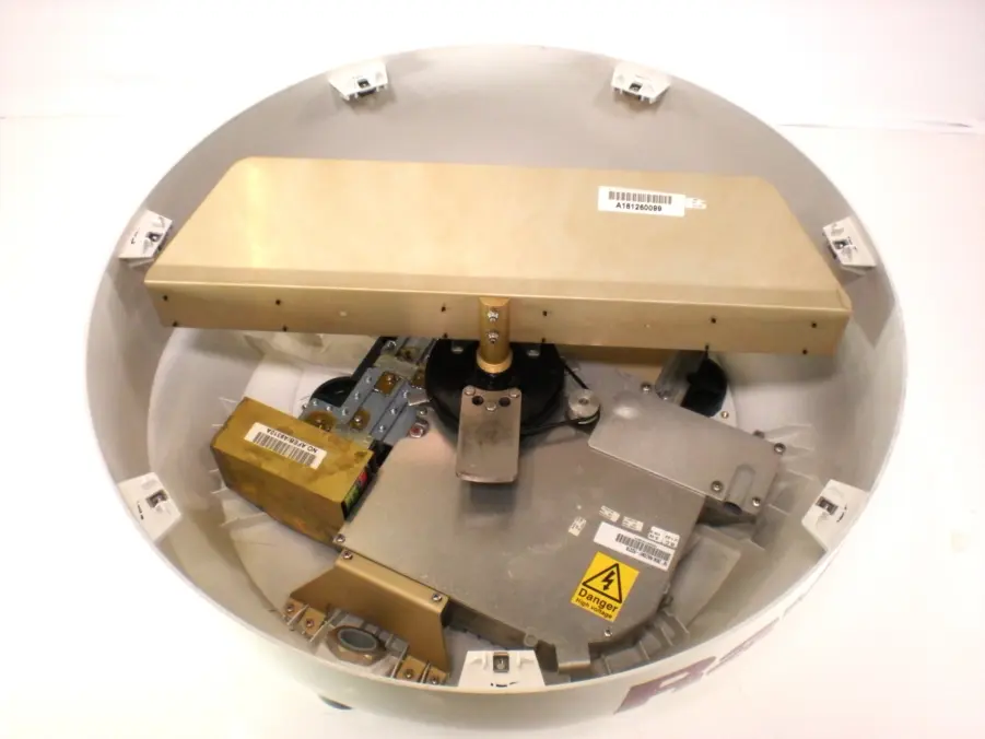 Raymarine RD218 2KW 18" Analog Radar Dome ONLY ~ E52065 Replaces M92652/S ~LOW HOURS - Image 4