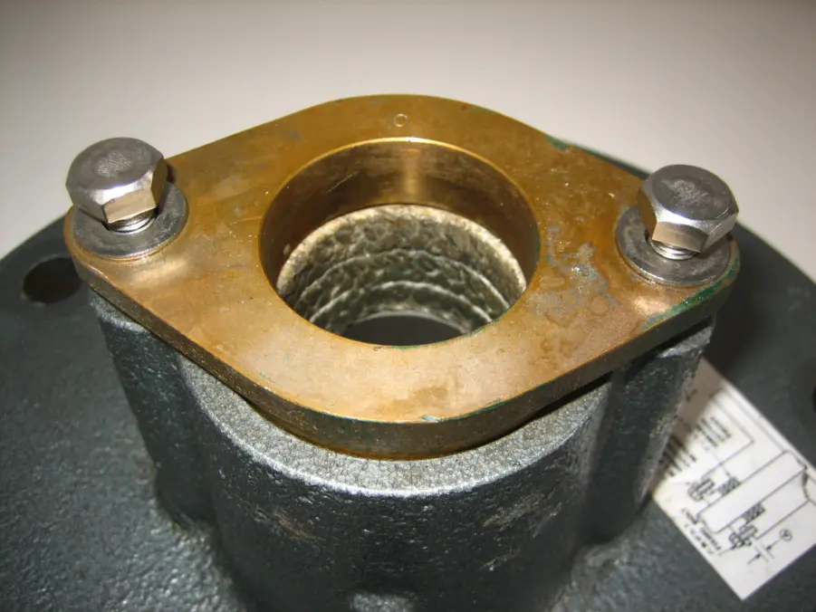 Furuno 006-541-420 / 006-573-720 BLEM Flange Assembly f/ CH-270 & Others w/Hdwr - Image 4