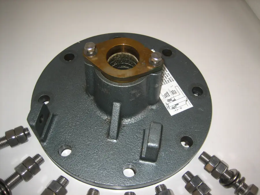 Furuno 006-541-420 / 006-573-720 BLEM Flange Assembly f/ CH-270 & Others w/Hdwr - Image 5