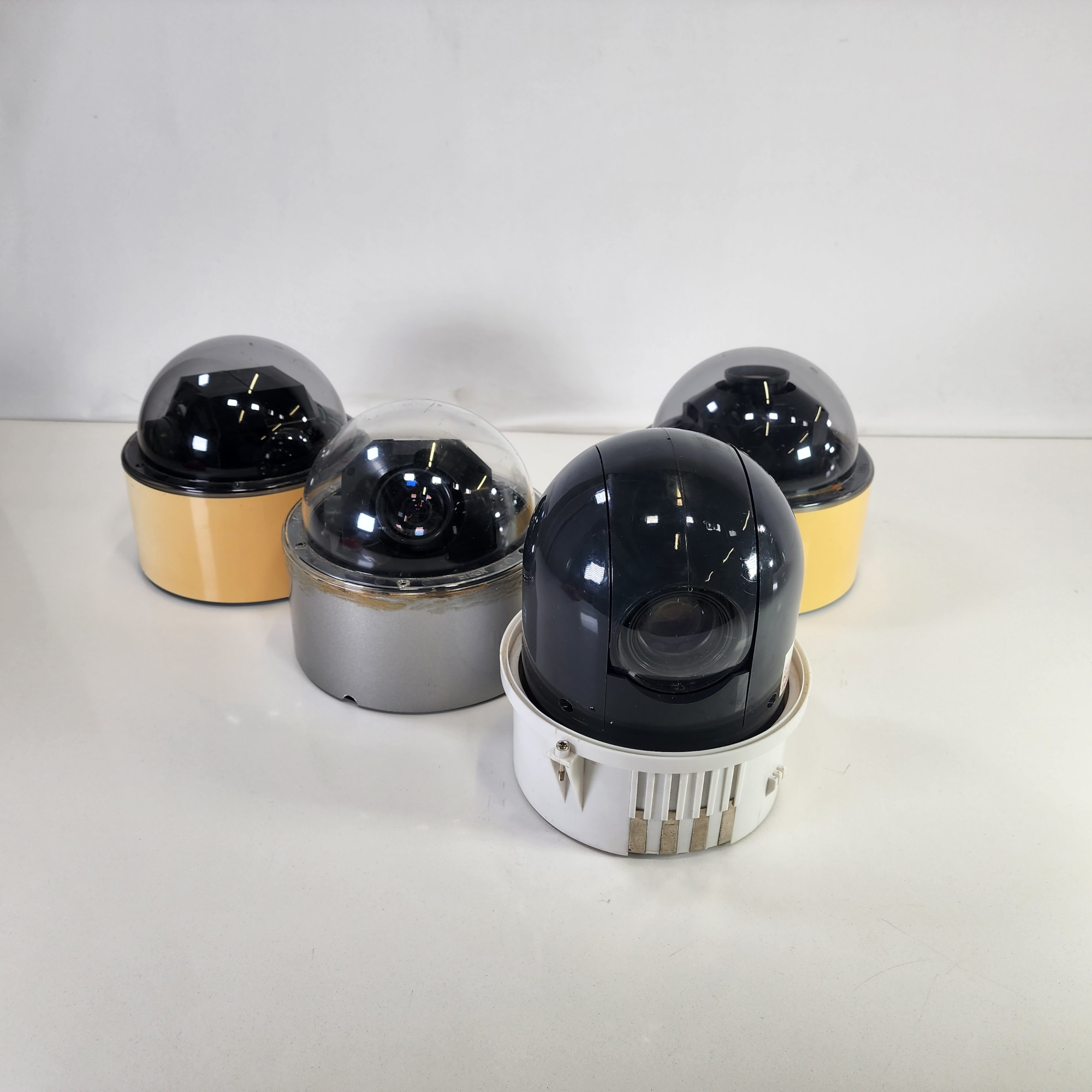 [Lot of 4] Elbex Asstd PTZ Dome Surveillance Cameras - For Parts/See ...