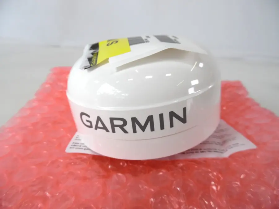 Garmin GPS24XD NMEA 2000 GPS Antenna Kit New Old Stock Max Marine