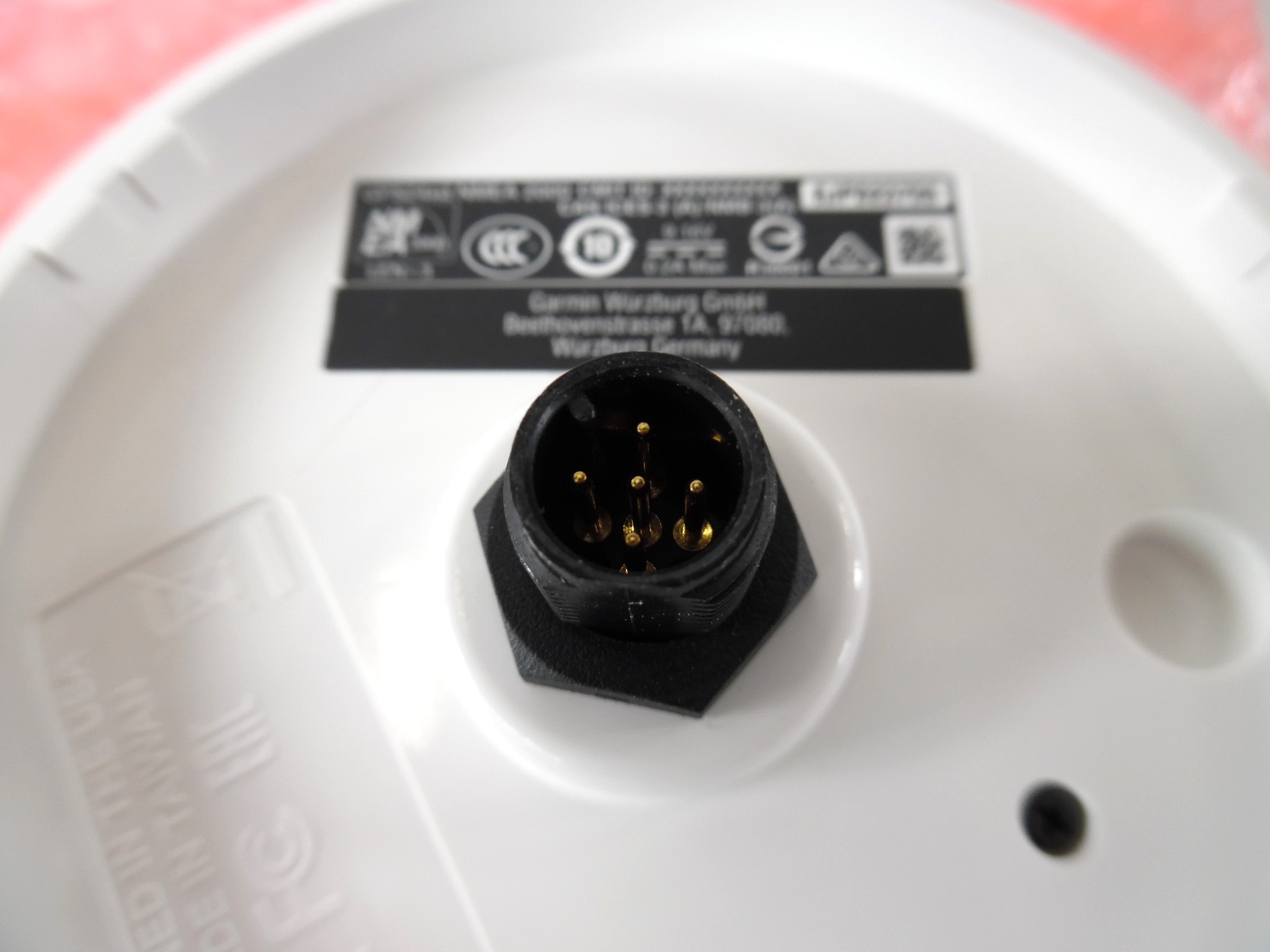 Garmin GPS24XD NMEA 2000 GPS Antenna Kit New Old Stock Max Marine