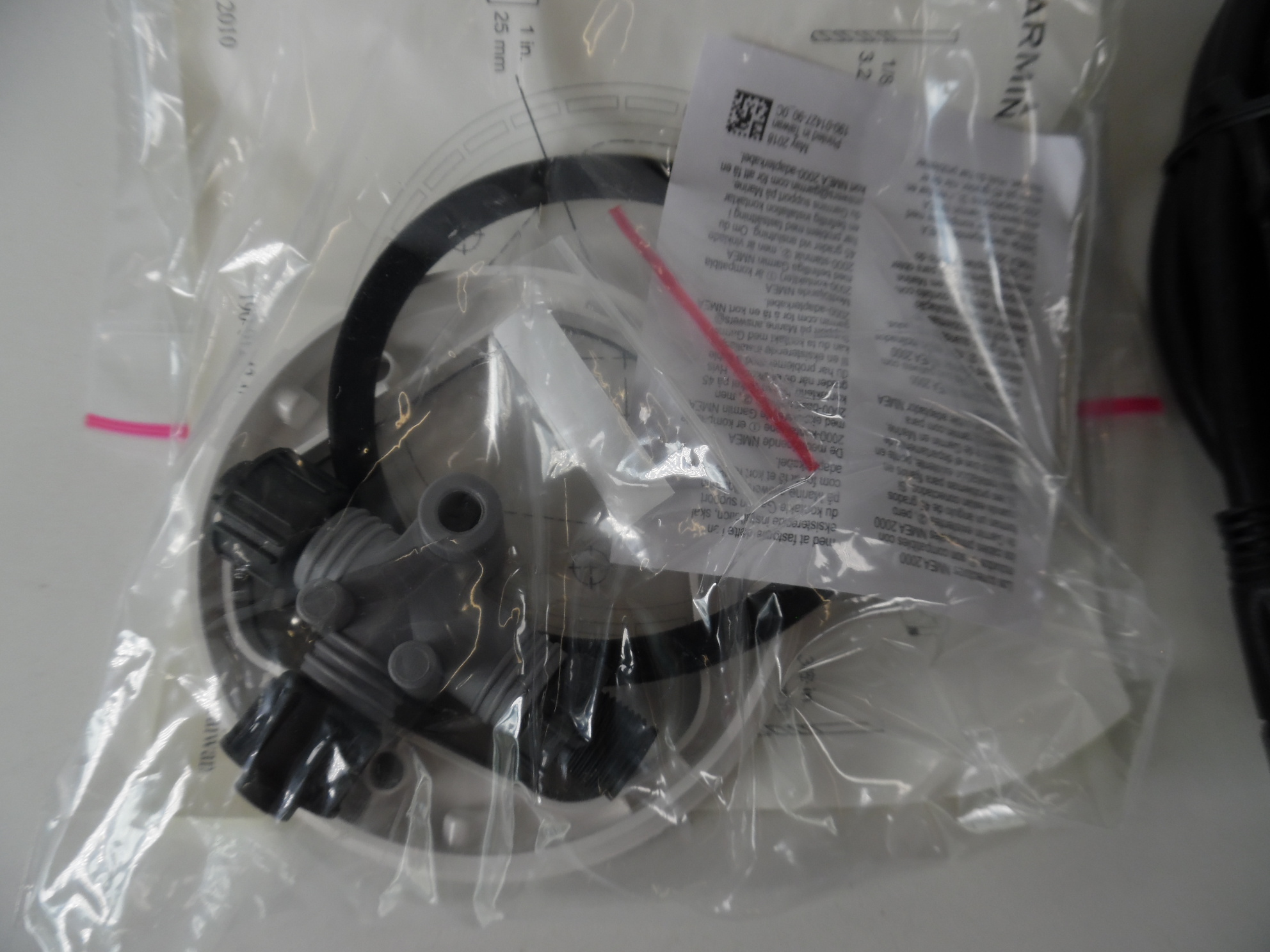 Garmin GPS24XD NMEA 2000 GPS Antenna Kit New Old Stock Max Marine