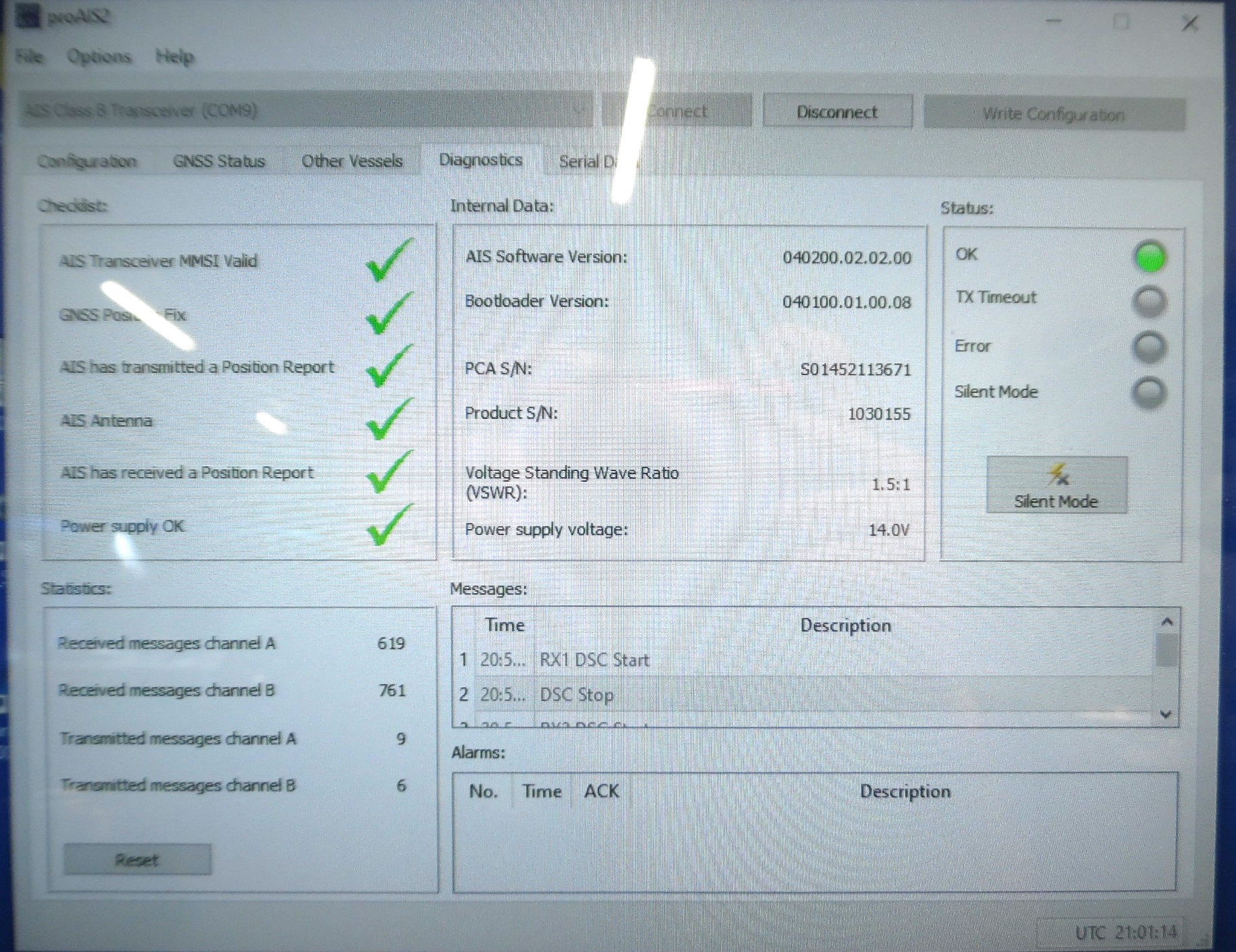 Raymarine AIS650 Class B Transceiver W/ GPS Antenna & Power Cable