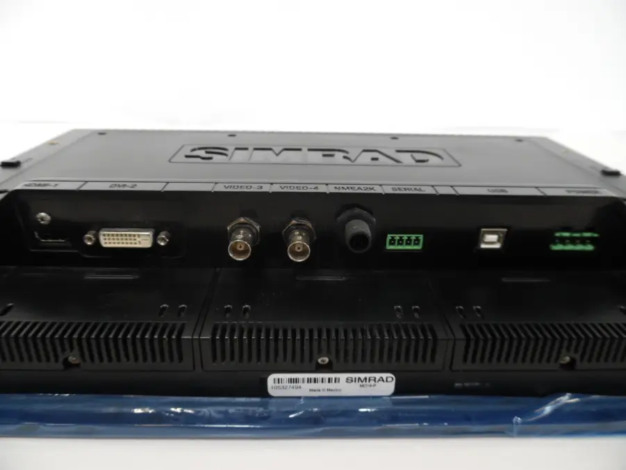 Simrad Display NSO Black Box 16 Pilot House Marine Monitor MO16-P (Tested Good) - Image 6