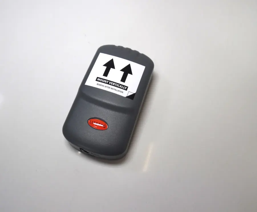 Raymarine LifeTag SeaTalk Wireless Man Overboard System - E12185 - *NEW OLD STOCK* - Image 4
