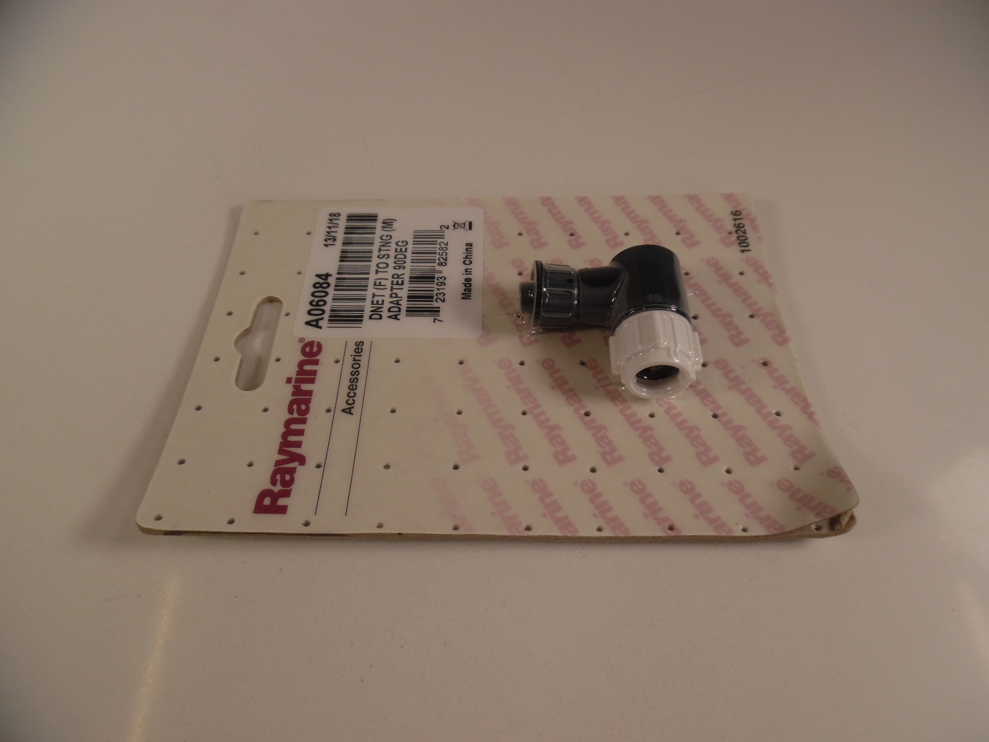 thumbnail image 2 of Raymarine A06082 DeviceNet (Female) To SeaTalk-ng (Male) Adapter Cable - For Marine Networks 2 of 11
