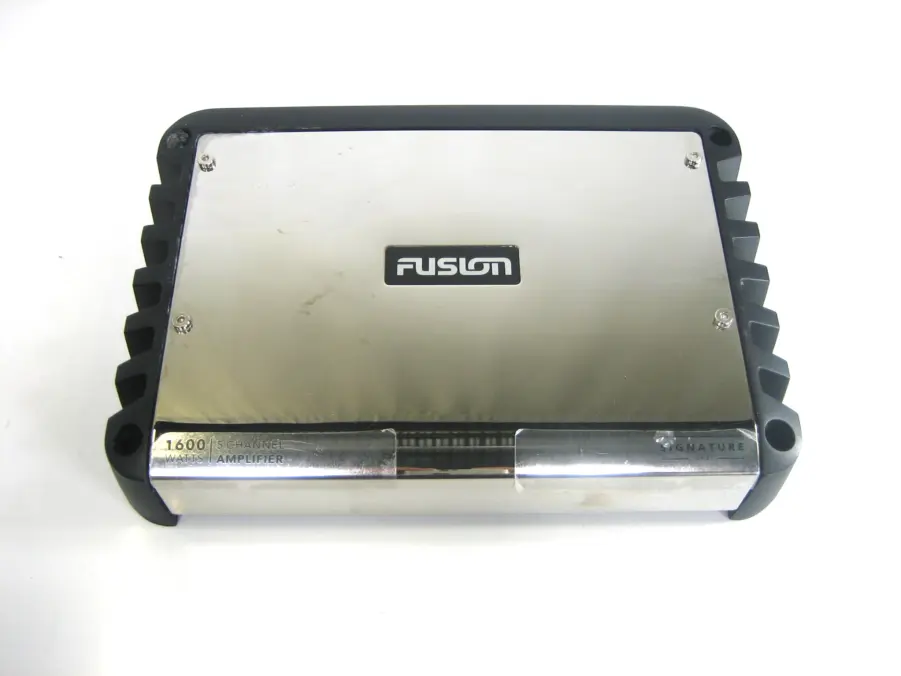 Fusion/SG-DA51600 Marine 5 Channel Amplifier