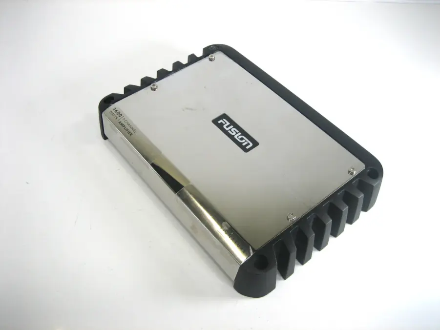 Fusion/SG-DA51600 Marine 5 Channel Amplifier - Image 2