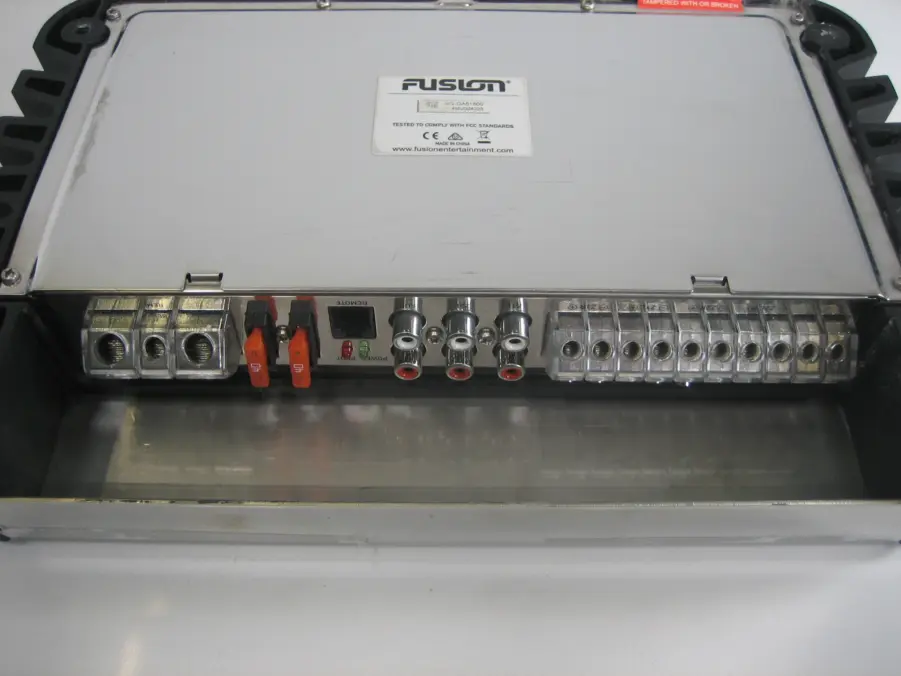 Fusion/SG-DA51600 Marine 5 Channel Amplifier - Image 7