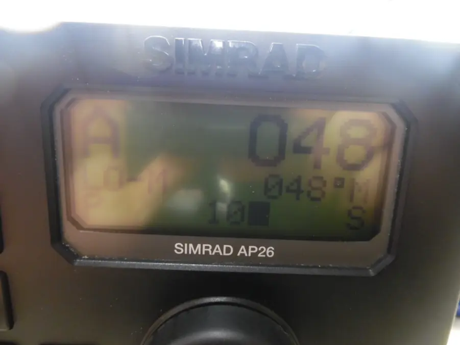 Simrad/AC20/PN 22088116 Boat Autopilot Computer Used - Image 7