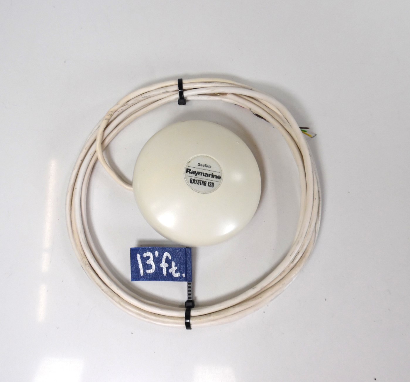 Raymarine Raystar 120 GPS Antenna f/ SeaTalk with Pole Mount Kit E32025 TESTED / 90 Day