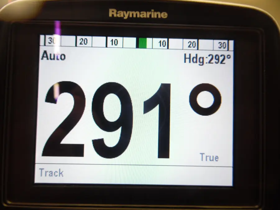 Raymarine P70 Color Seatalk NG Autopilot Display E22166 *Factory Replacement* - Image 7