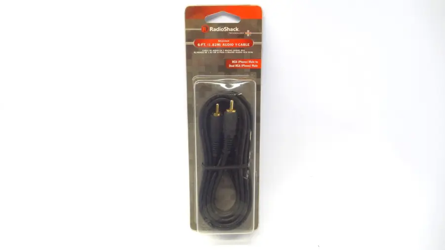 RadioShack Shielded Gold-Plated 6ft (1.8M) Audio Y-Cable RCA Male to Dual RCA Male