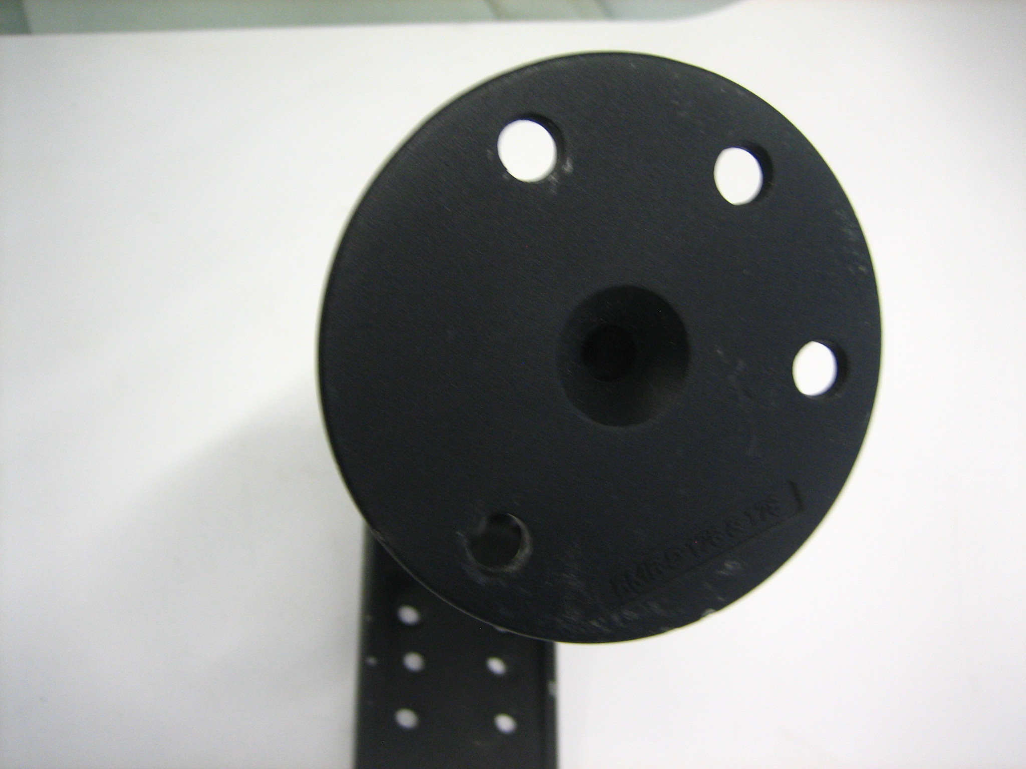 RAM-D-111U RAM 2.25" Large Marine Electronics Mount - D Size Large ...
