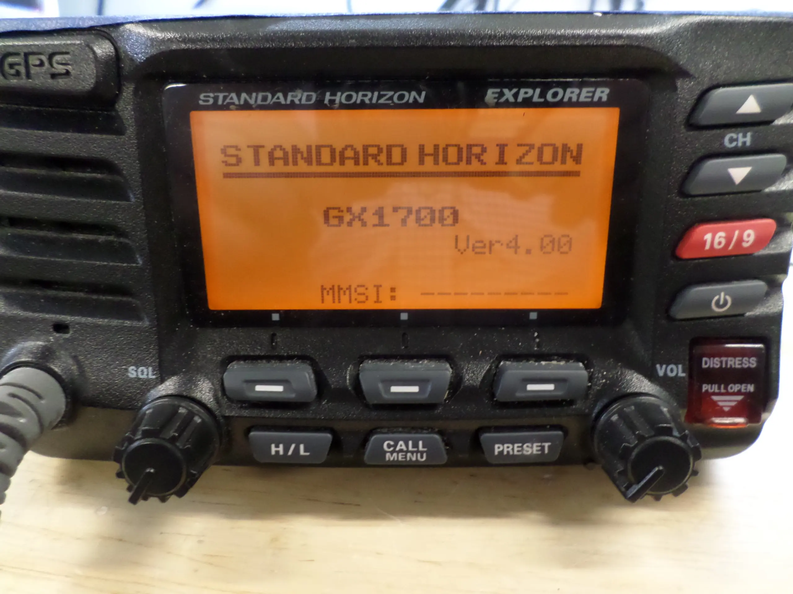 Standard Horizon Explorer GX1700 Marine VHF Radio with Built in GPS
