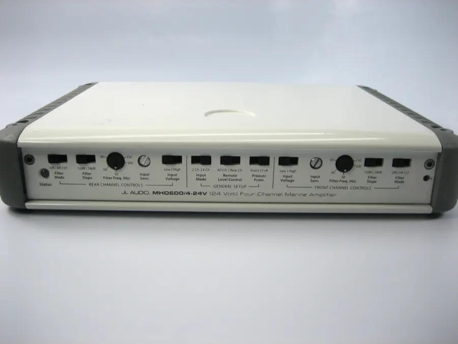 JL Audio MHD600/4-24V (24 Volt) 4 Channel Marine Amplifier-For Parts or Repair