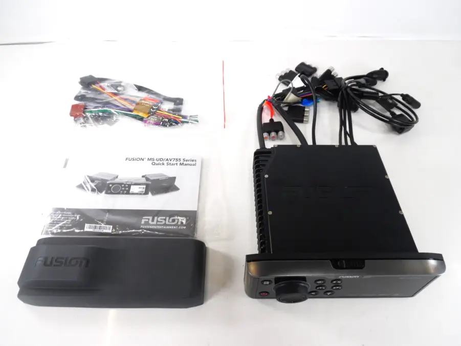 Fusion/MS-UD/AV755/Marine Digital Media Stereo with UNI-Dock-New Open Box