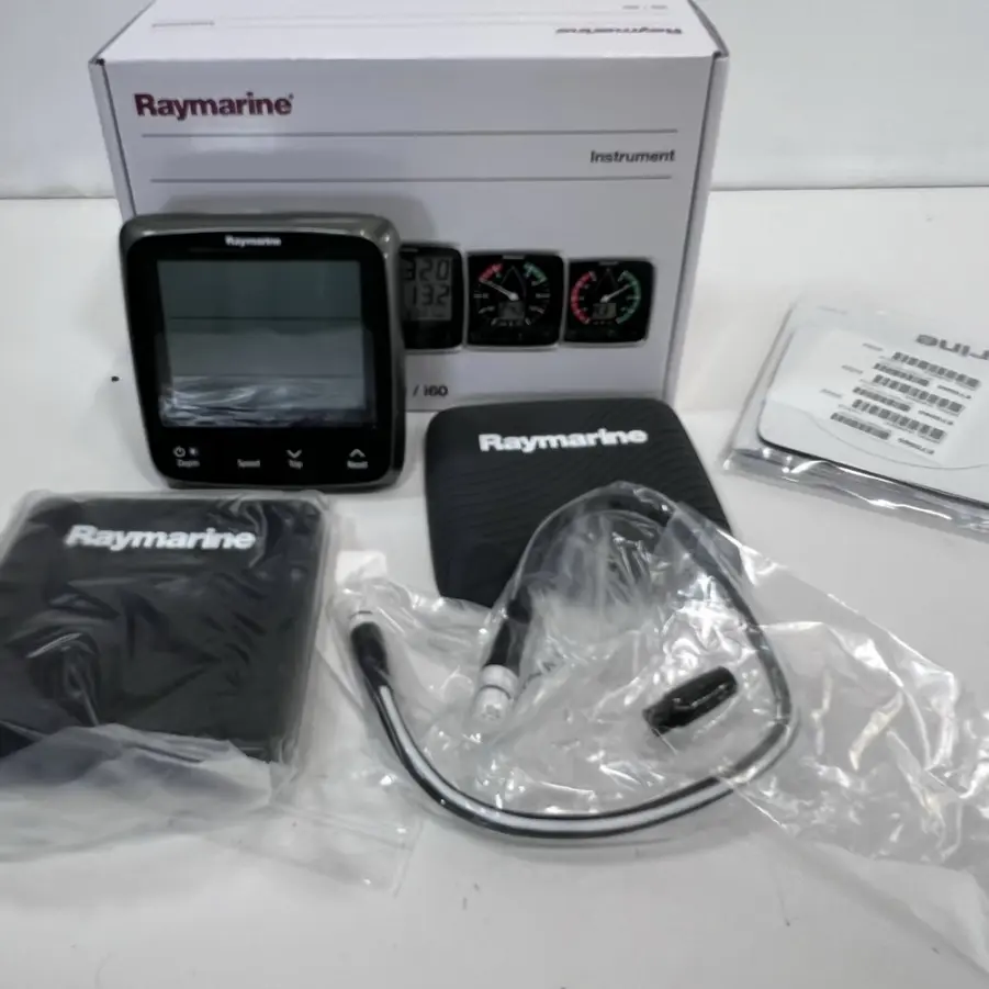Raymarinei50 SeaTalkng Instruments - Tridata w/Thru-Hull Transducer main image 1