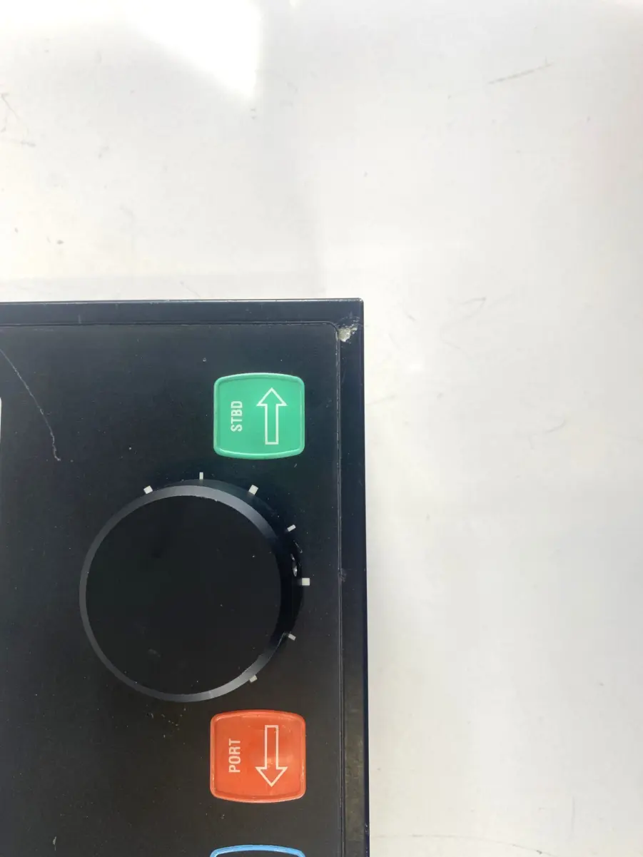 Simrad-Robertson AP45 Autopilot Control Head - Image 5