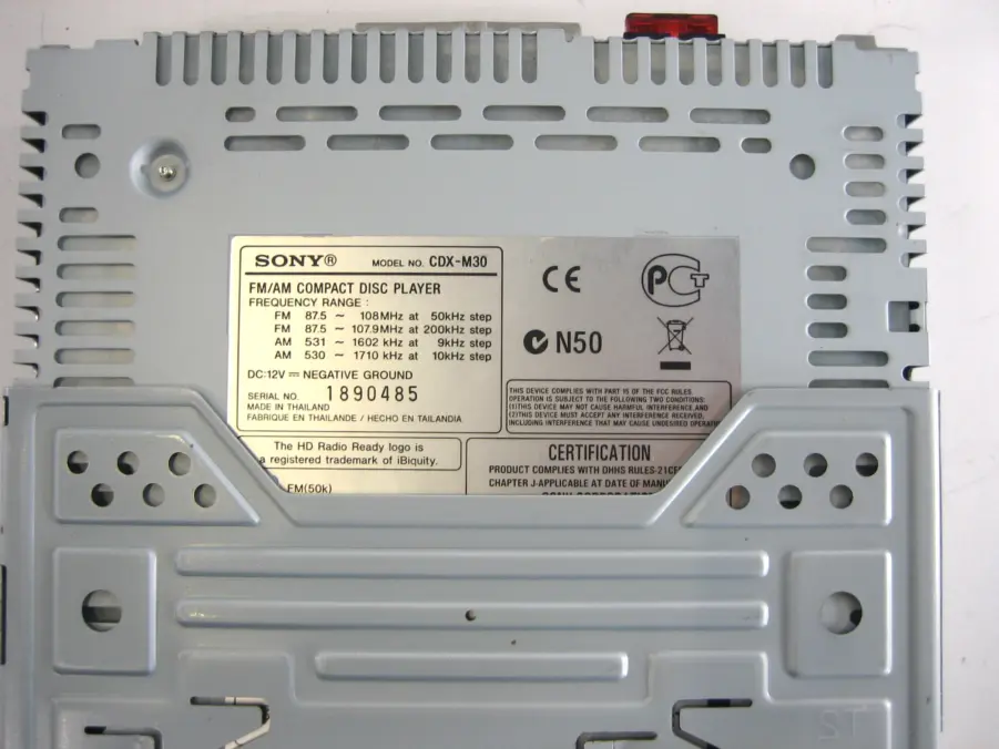 Sony CDX-M30 Marine Drive-S Detachable Face Audio System - Image 8