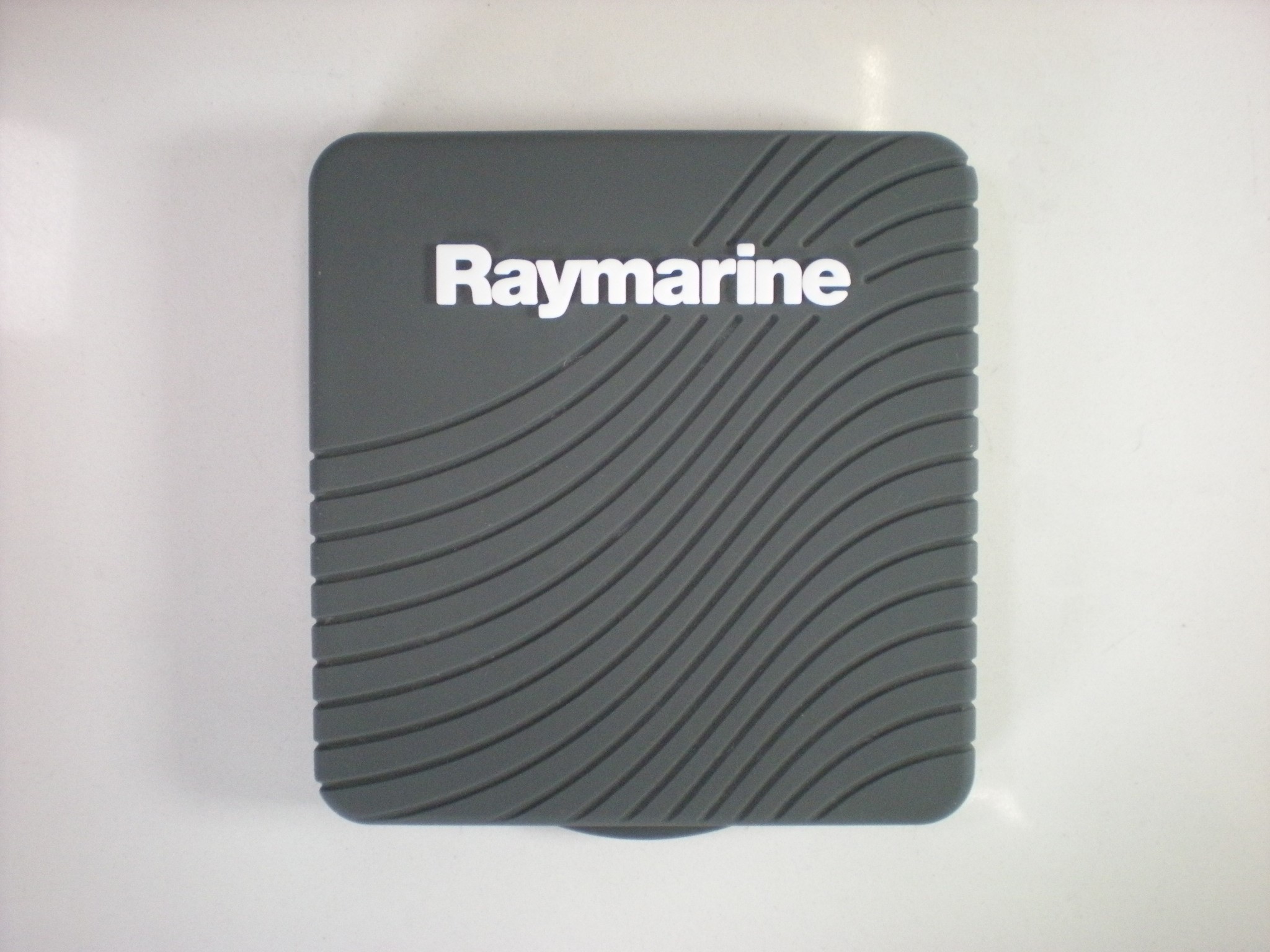 Raymarine i70s Multifunction Instrument Display with Sun Cover - E70327 ...