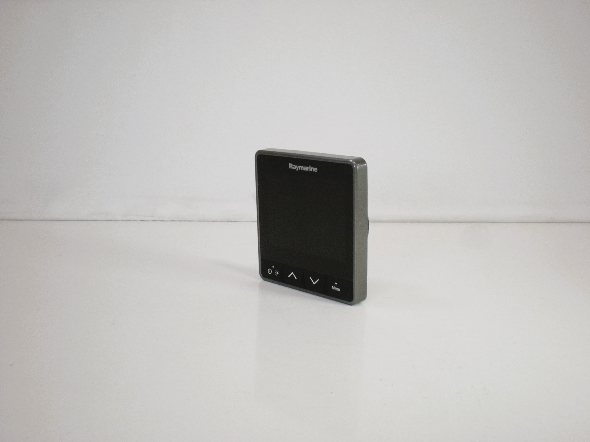 Raymarine i70s Multifunction Instrument Display with Sun Cover - E70327 ...