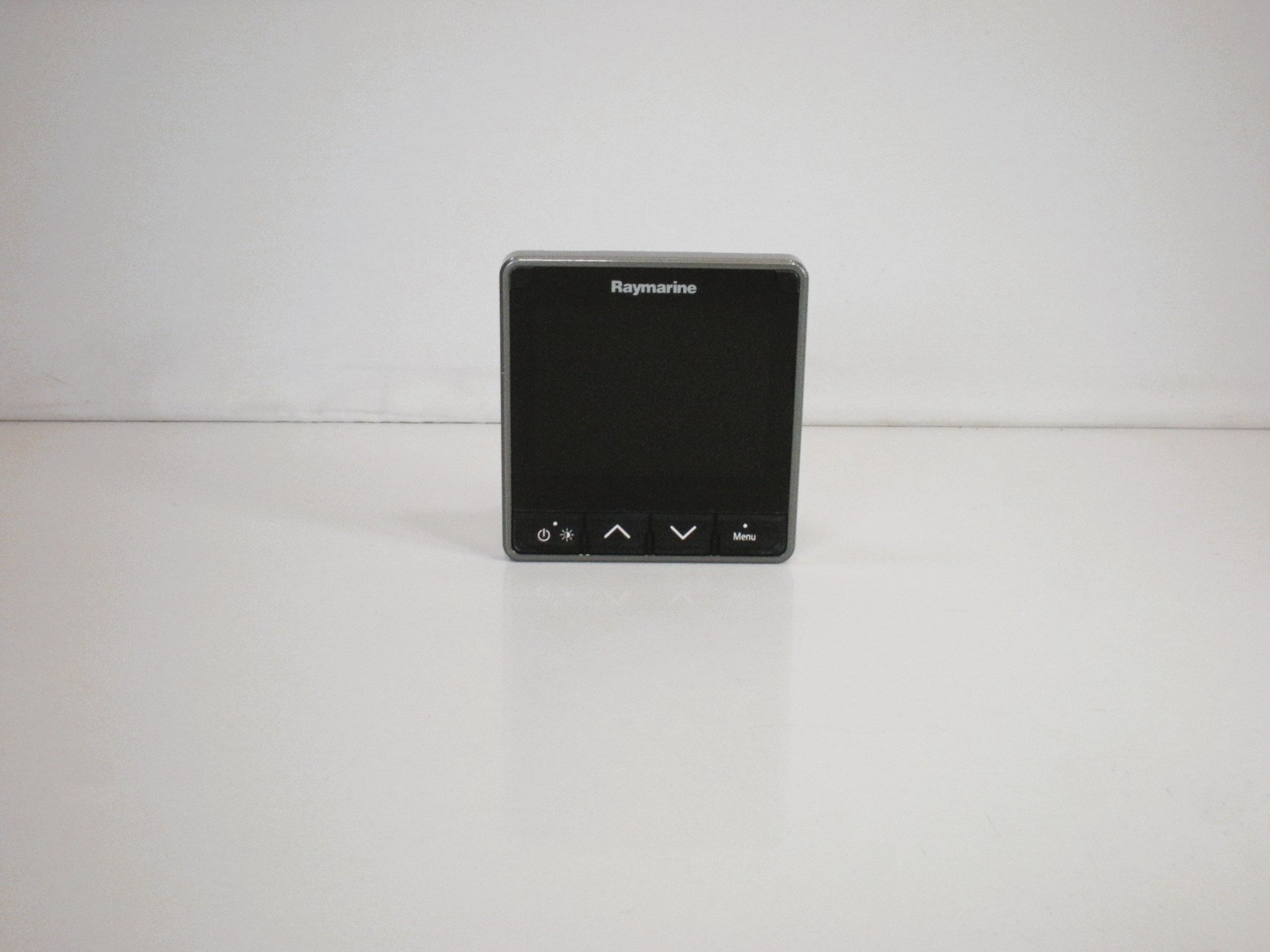 Raymarine i70s Multifunction Instrument Display with Sun Cover - E70327 ...