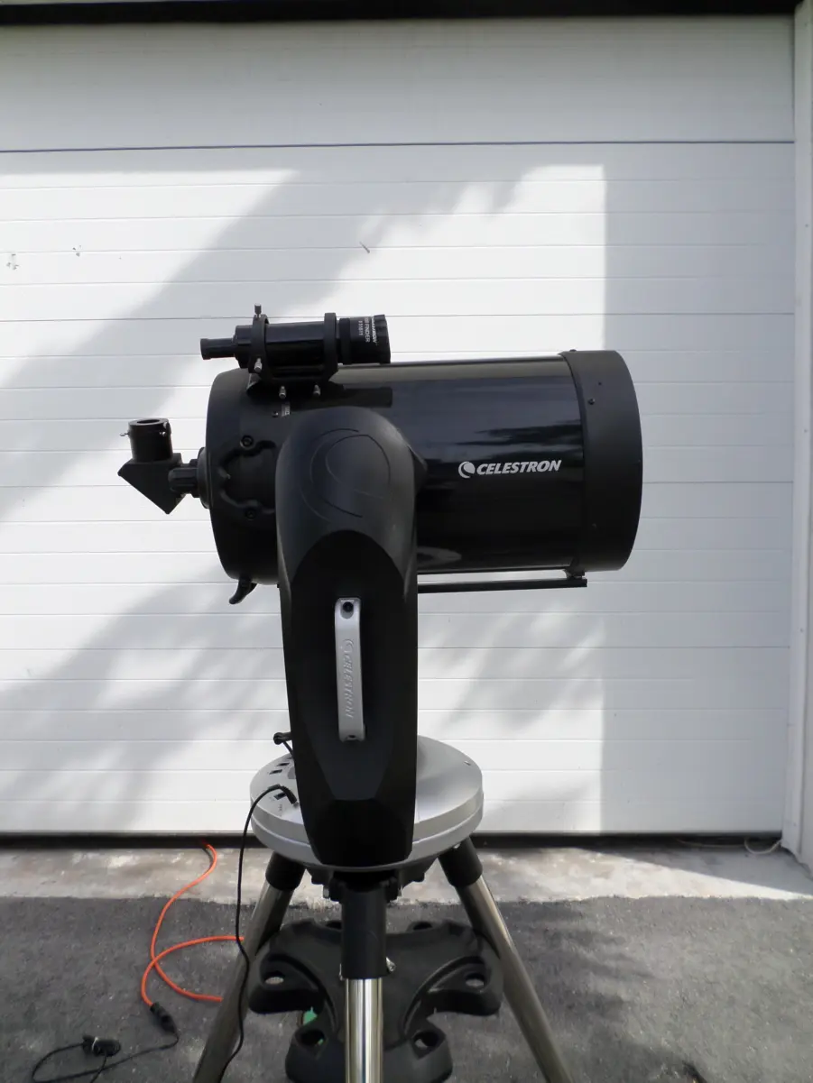 Celestron Starbright 11" CPC XLT Computerized Telescope with Luminos 23mm Eyepiece