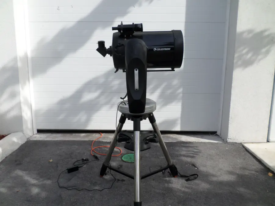 Celestron Starbright 11" CPC XLT Computerized Telescope with Luminos 23mm Eyepiece - Image 5