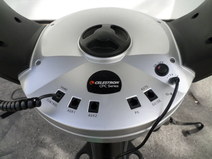 Celestron Starbright 11" CPC XLT Computerized Telescope with Luminos 23mm Eyepiece - Image 10