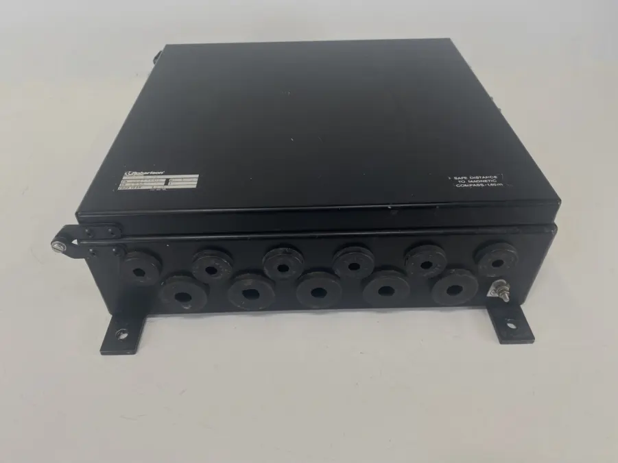 Simrad/Robertson AP9/MK3 Auotopilot D90S Distribution Unit 20125001 - Image 9