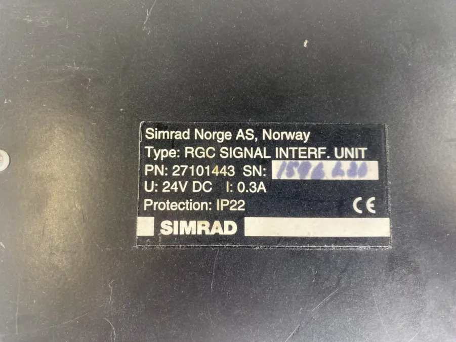 Simrad/Robertson RGC Signal Interf. Unit - Image 2