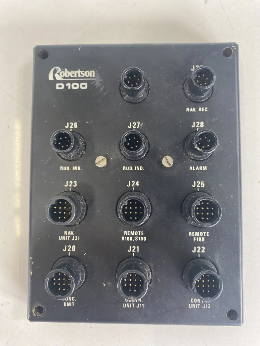 Simrad/Robertson D100 Dual Control Distribution Panel - Image 3