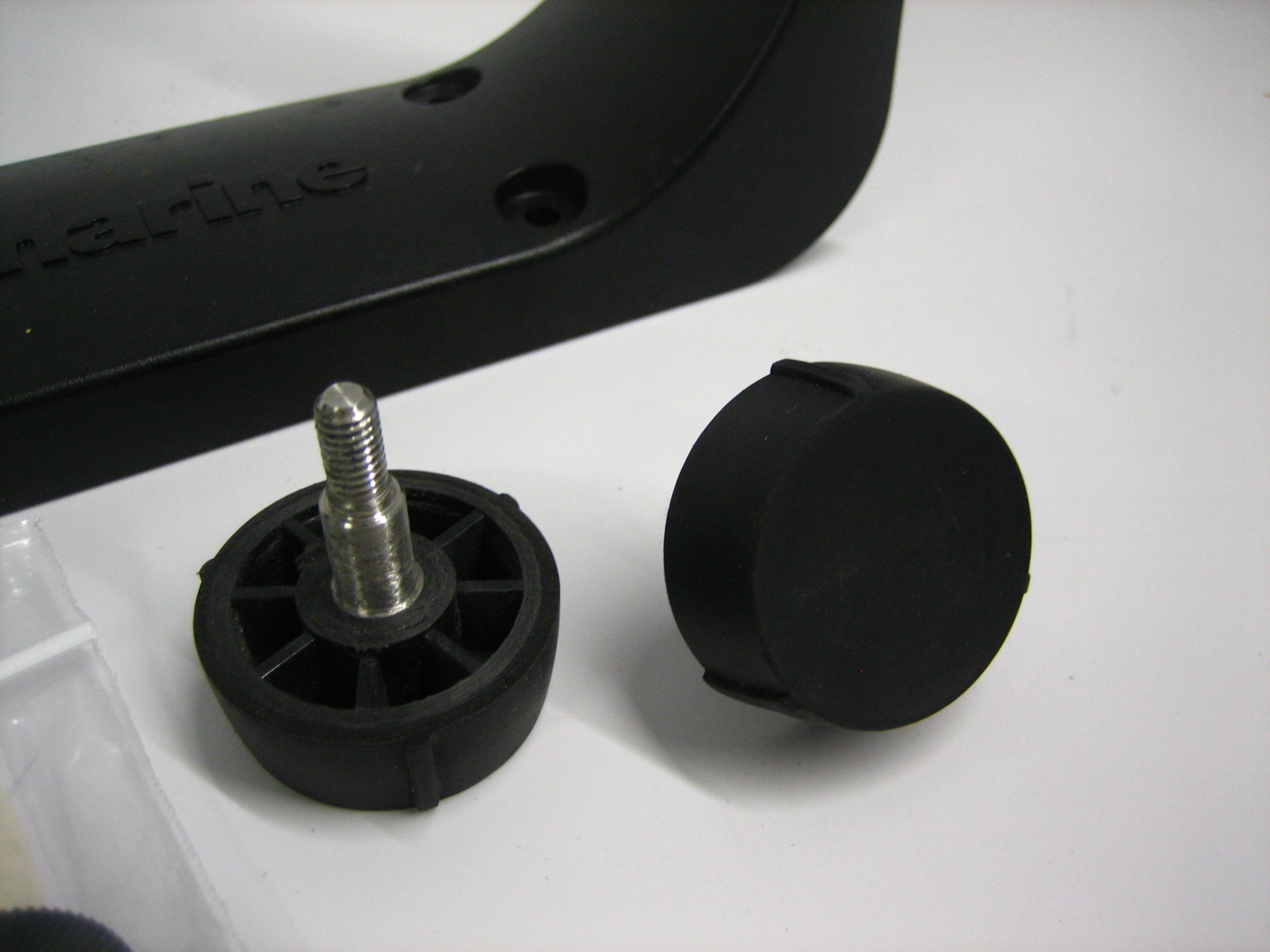 Raymarine A62358 e7 / e7D Mount Mounting Bracket + Knobs *NEW* Max