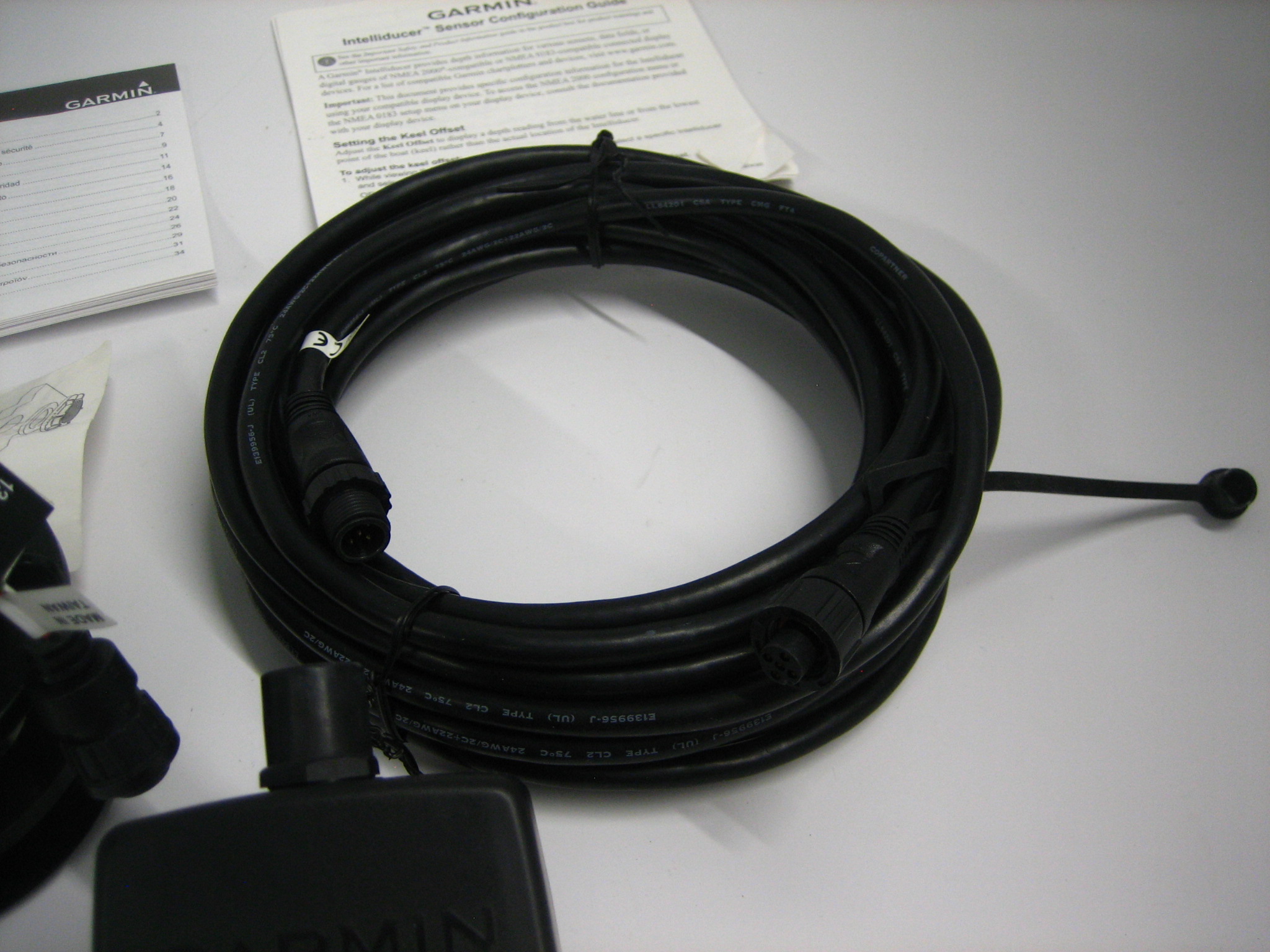 Garmin NMEA2000 Depth Transducer for 1324 Degree Deadrise 01000701