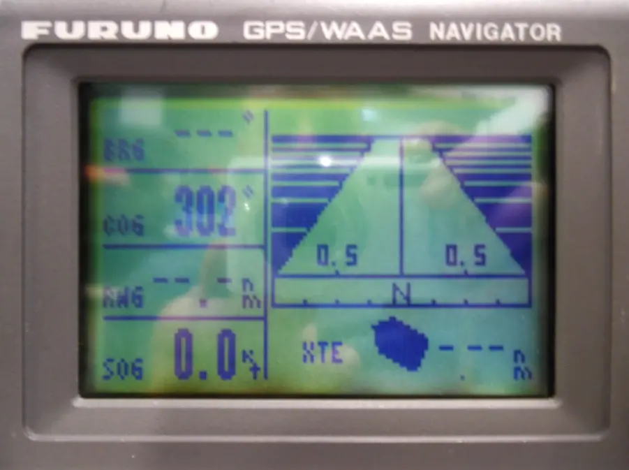 Furuno GP-37 Monochrome GPS/WAAS Receiver and Navigator *MME Refurbished!* - Image 3