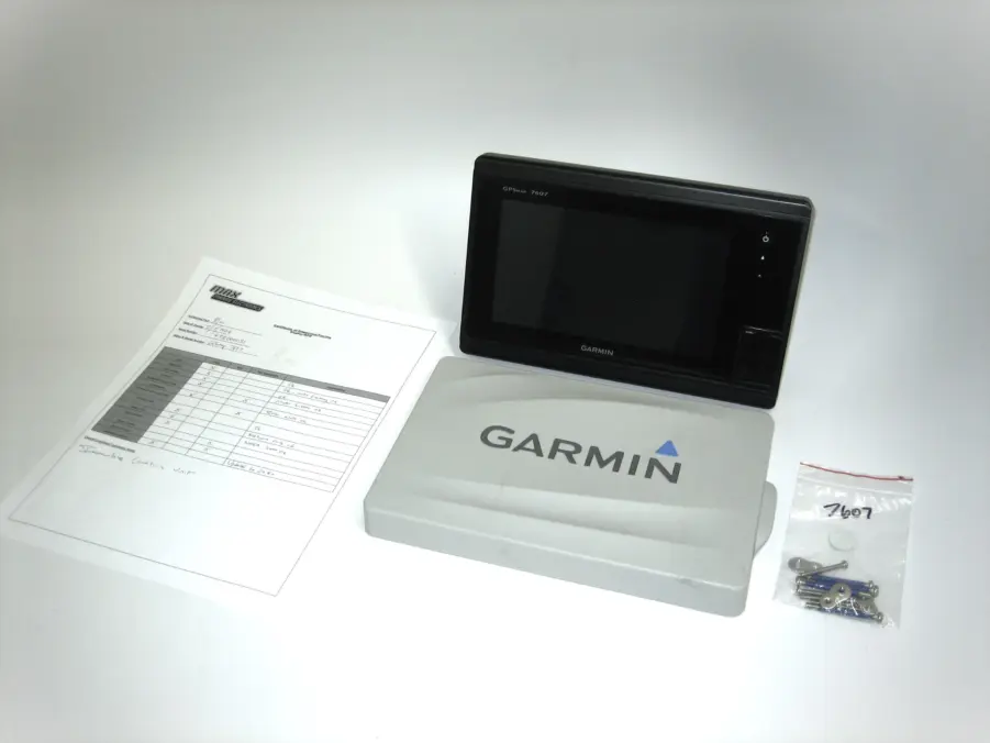 Garmin GPSmap 7607 GPS Chartplotter - Immaculate Working Condition w/Suncover