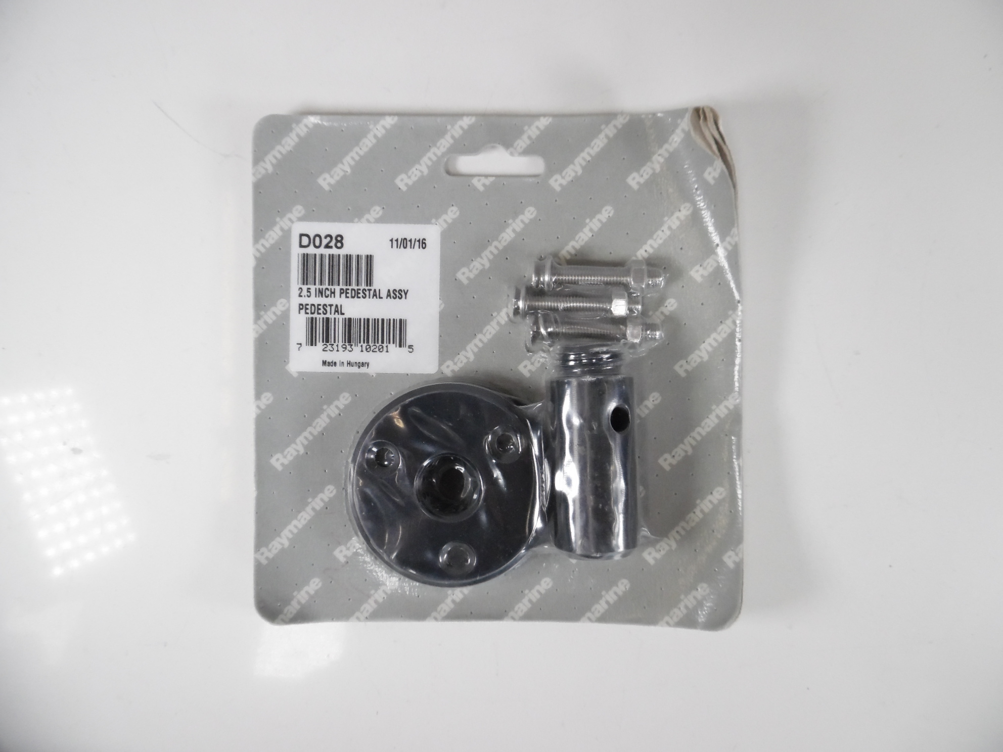 Raymarine 2.5" Tiller Pilot Socket Pedestal Assembly D028 New Old Stock! Max Marine