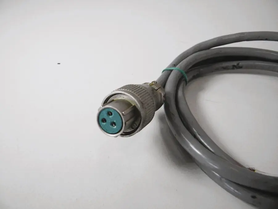 Raytheon/JRC XX-Series Raster Scan CRT 3-Pin Power Cable 3-4' Length - CFQ-2646 - Tested - Image 2