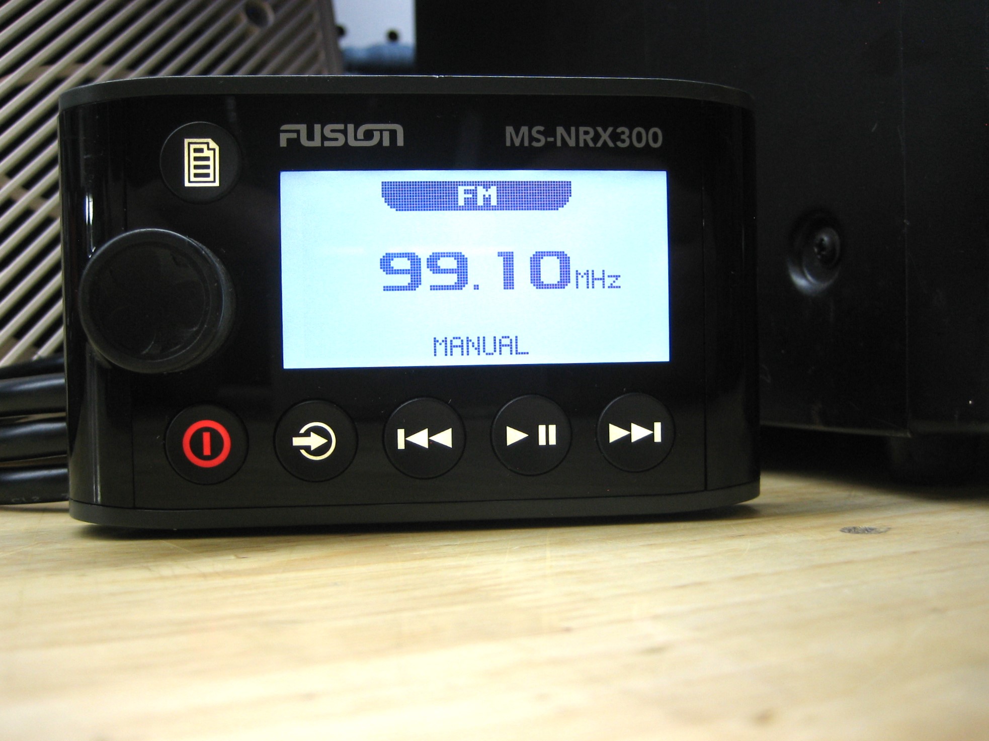 Ms2000 Inverter Remote Controller Fusion MS-NRX300 Wired Marine Remote and NMEA 2000 Repeater - Max ...