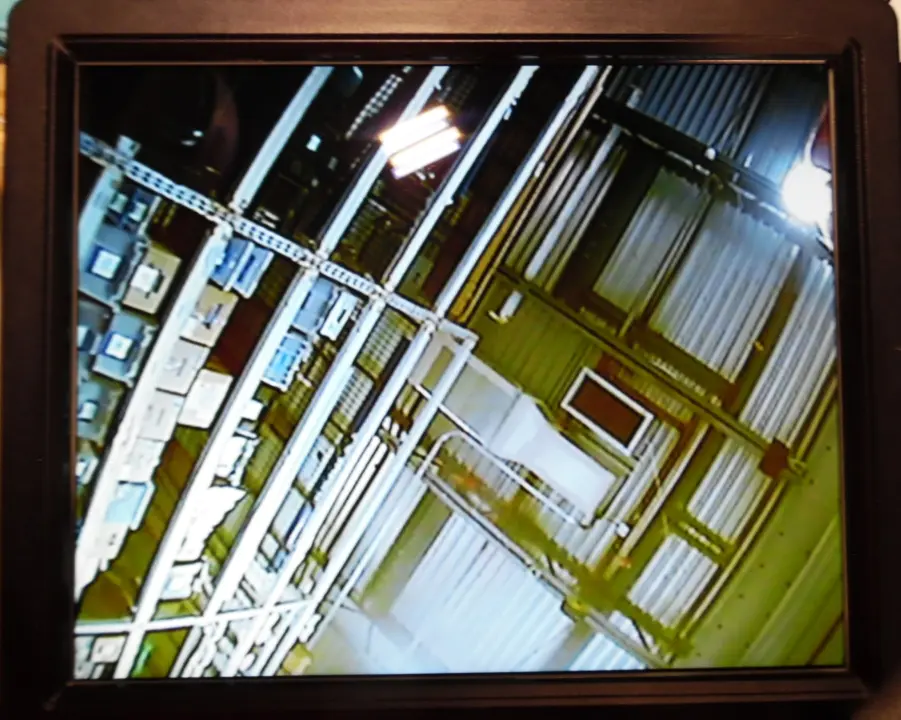 AmbientNav CDI-AN-LCD17MDDL-001 ~ 17" 12V Marine Monitor w/Cables *Tested* - Image 4